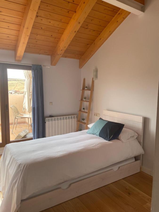 Atico En La Antigua Casa De Correos Apartment Molina de Aragon Luaran gambar